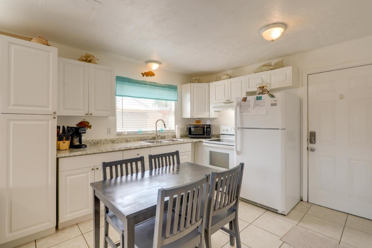Cute Apt With Backyard And Grill - Steps To Cocoa Beach Εξωτερικό φωτογραφία